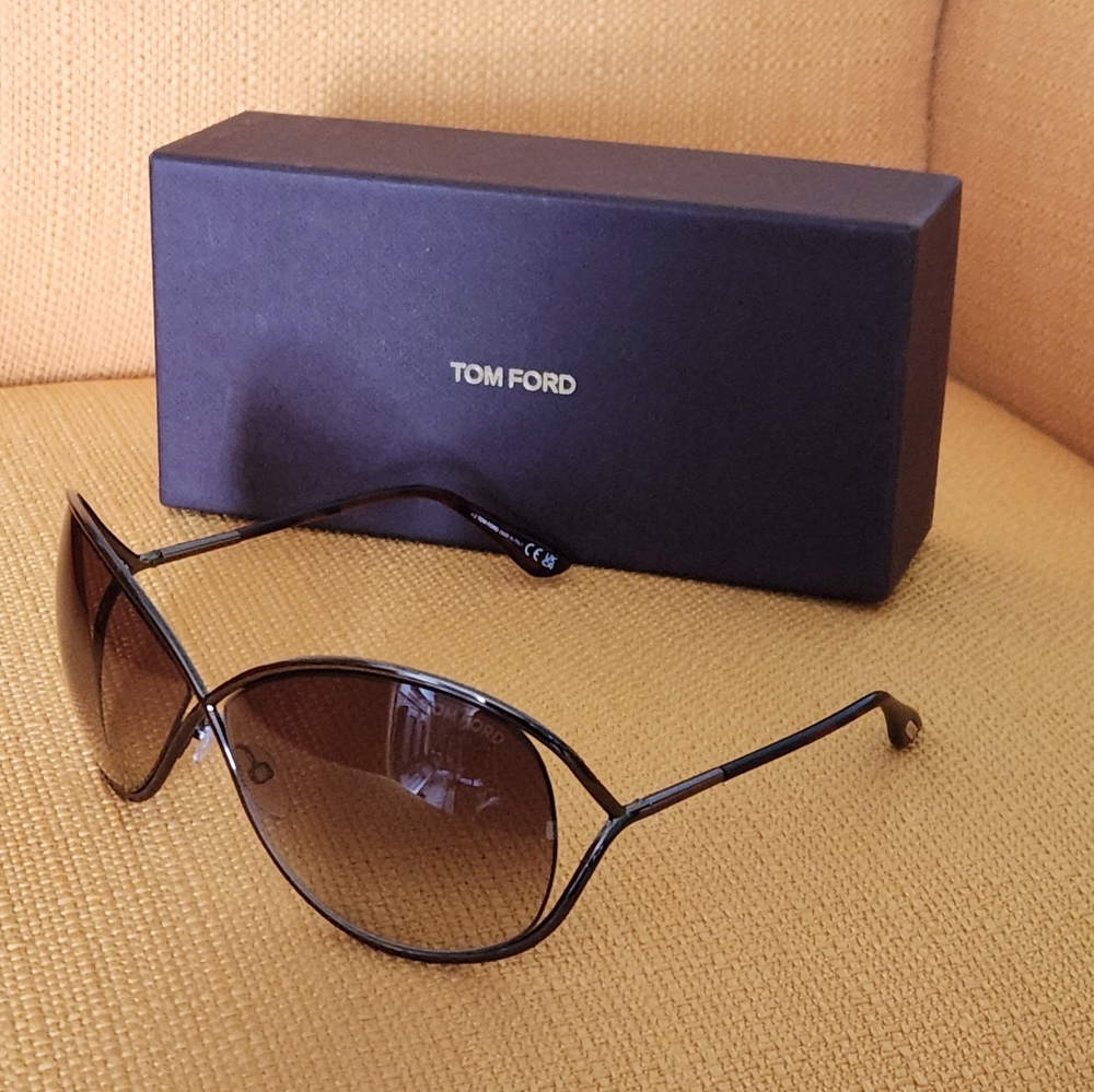 EUC Tom Ford Miranda Sunglasses TF130 36F Shiny Brown/Gunmetal Lenses
